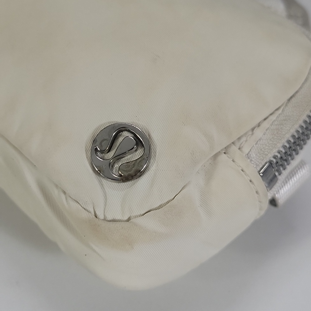 lululemon athletica Cream Wristlet Pouch with Silver Accent - Picture 11 of 16